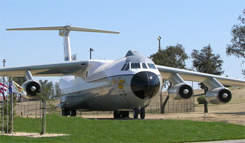 C-141B "Starlfiter - Golden Bear" C-141B "Starlfiter - Golden Bear"